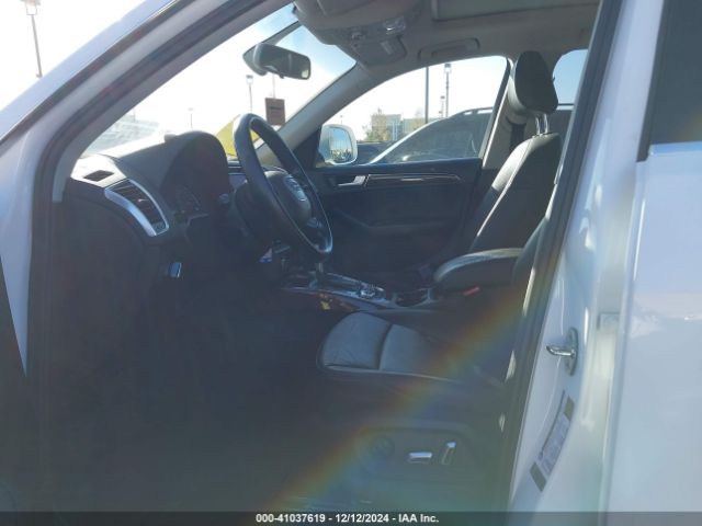 WA1CFAFP8FA063558 Audi Q5 2.0t Premium
