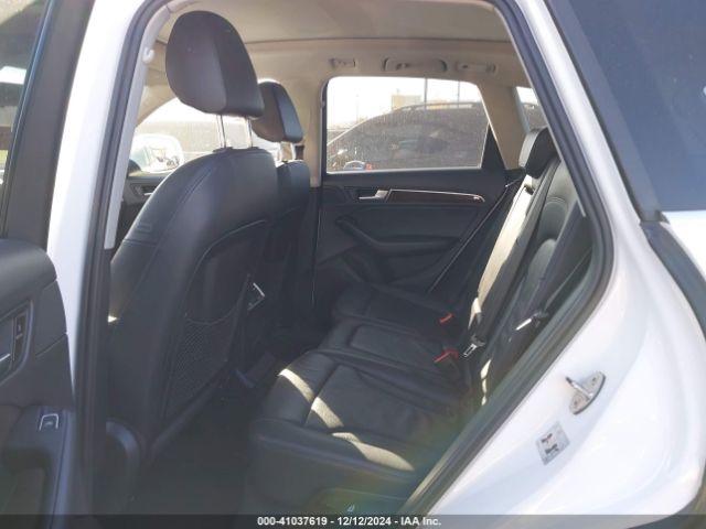 WA1CFAFP8FA063558 Audi Q5 2.0t Premium