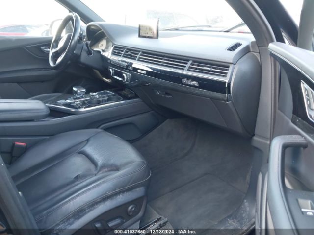 WA1LAAF71HD035620 Audi Q7 3.0t Premium