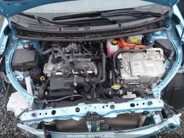JTDKDTB39F1098616 Toyota Prius C Two