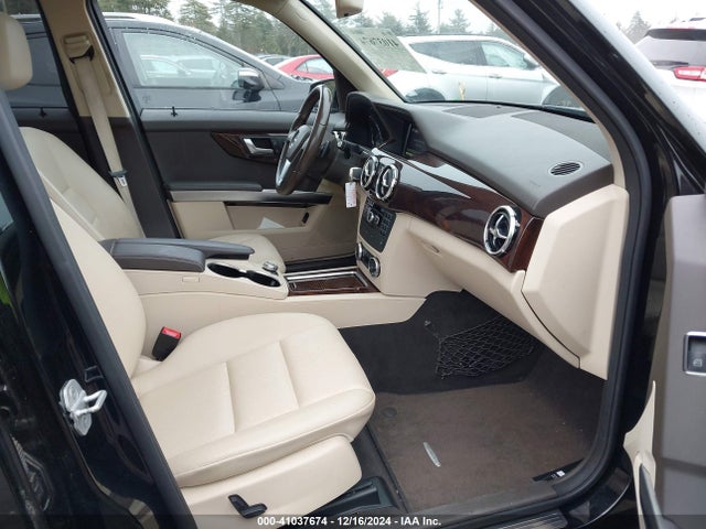 WDCGG8JB2EG329865 Mercedes-Benz Glk 350 4matic