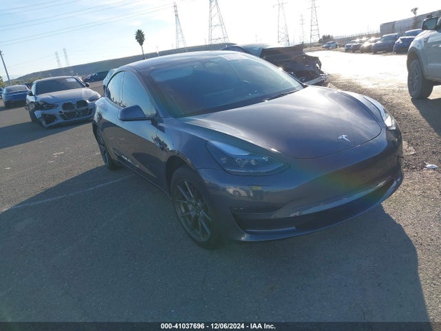 2023 TESLA MODEL 3 5YJ3E1EA5PF638360 Photo 0