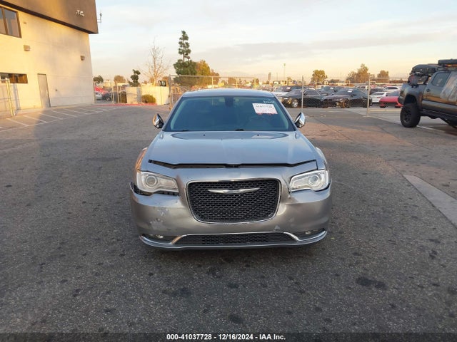 2C3CCAEG5FH792266 Chrysler 300C