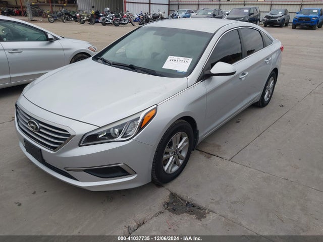 Hyundai Sonata 2016 5NPE24AF9GH417818 Image 2