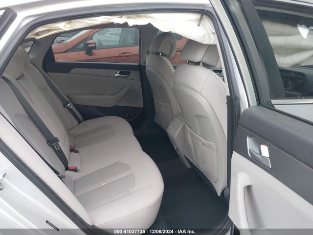 Hyundai Sonata 2016 5NPE24AF9GH417818 Image 8