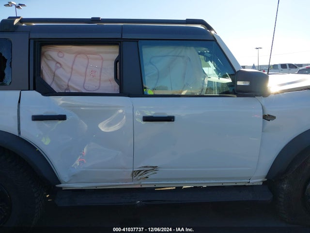 Ford Bronco Wildtrak 2023 1FMEE5DP1PLB45970 Image 13