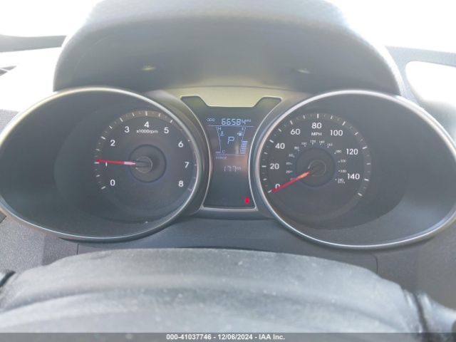 KMHTC6AD3GU278673 Hyundai Veloster