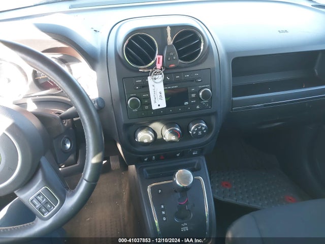 1C4NJRFB4HD113938 Jeep Patriot Latitude 4x4