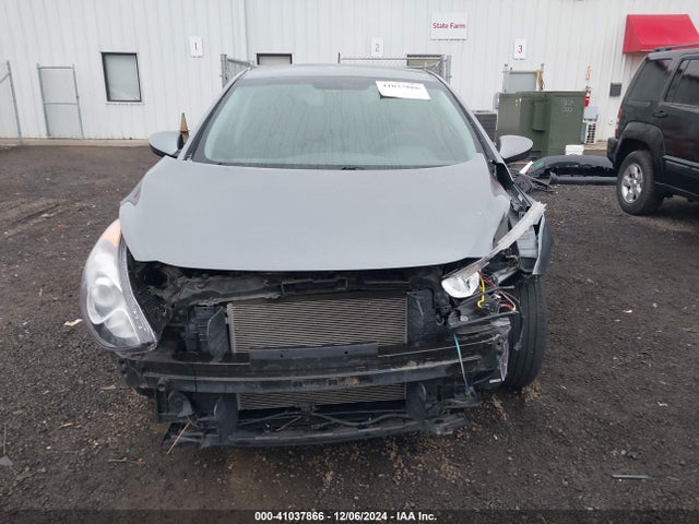 Hyundai ELANTRA GT 2016 KMHD35LH5GU299720 Image 13