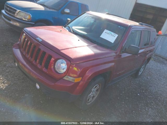 1C4NJPBA6FD341552 Jeep Patriot Sport