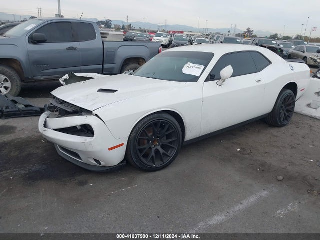 Dodge Challenger Sxt 2015 2C3CDZAG4FH747403 Image 2