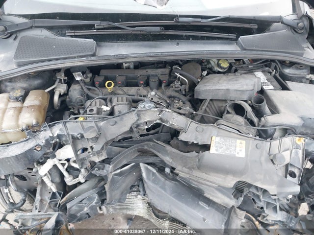 Ford FOCUS SE 2014 1FADP3F27EL421829 Image 10