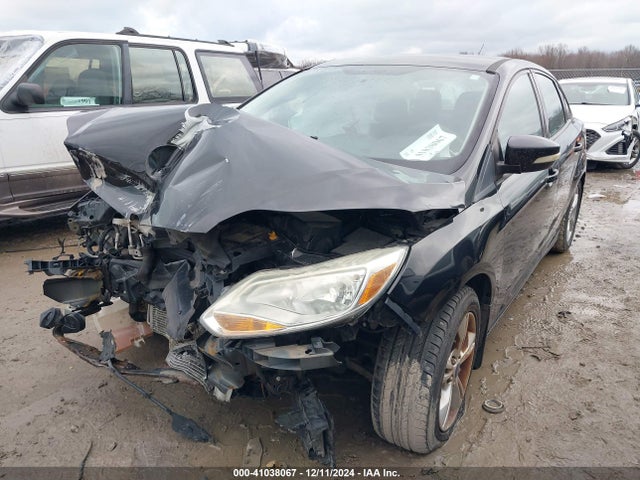 Ford FOCUS SE 2014 1FADP3F27EL421829 Image 2