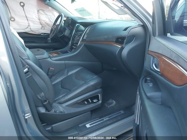 2018 CADILLAC ESCALADE ESV 1GYS4JKJ1JR342458 Photo 4