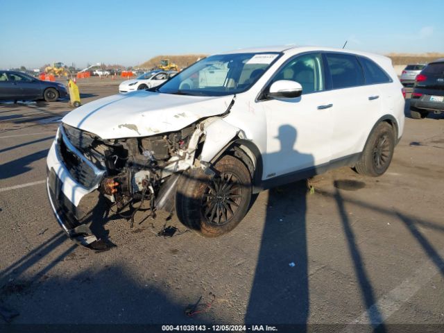 5XYPGDA58KG457017 KIA Sorento 3.3l Lx
