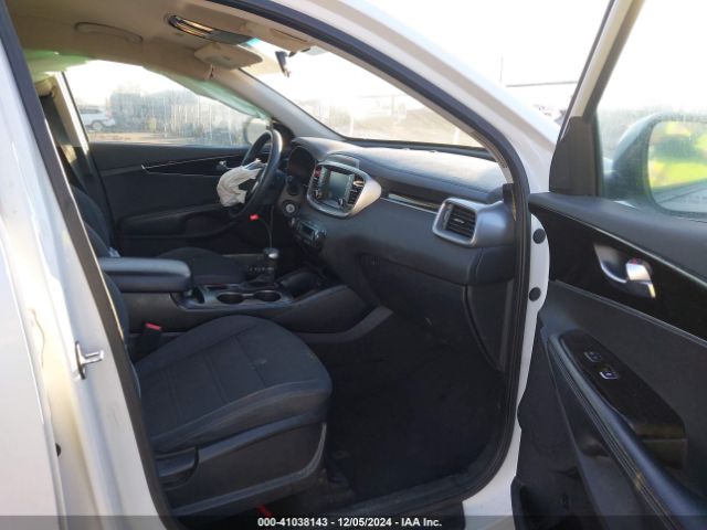 5XYPGDA58KG457017 KIA Sorento 3.3l Lx