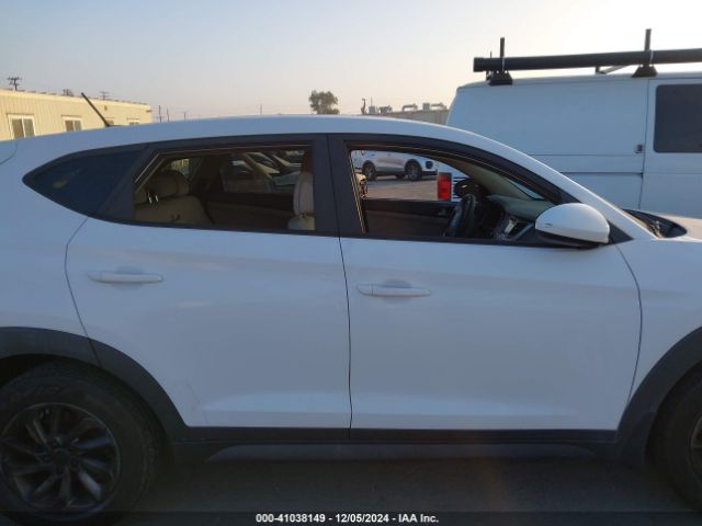 KM8J23A42GU126571 Hyundai TUCSON SE