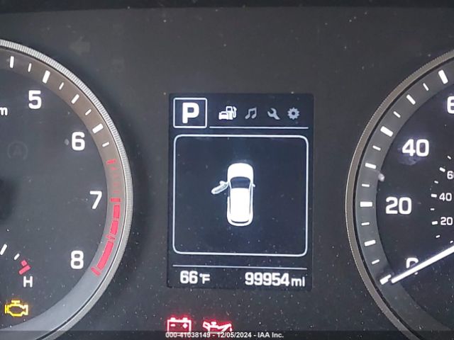 KM8J23A42GU126571 Hyundai TUCSON SE
