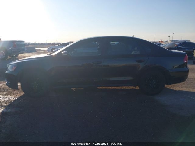 1VWAS7A30FC009009 Volkswagen Passat 1.8t S
