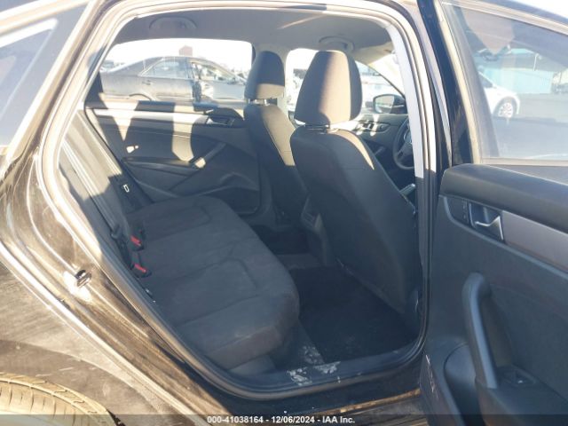 1VWAS7A30FC009009 Volkswagen Passat 1.8t S