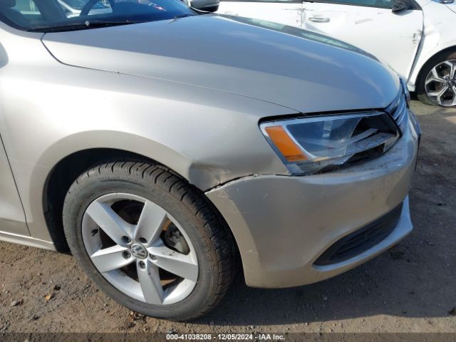 3VWLL7AJ4EM205682 Volkswagen Jetta 2.0l Tdi