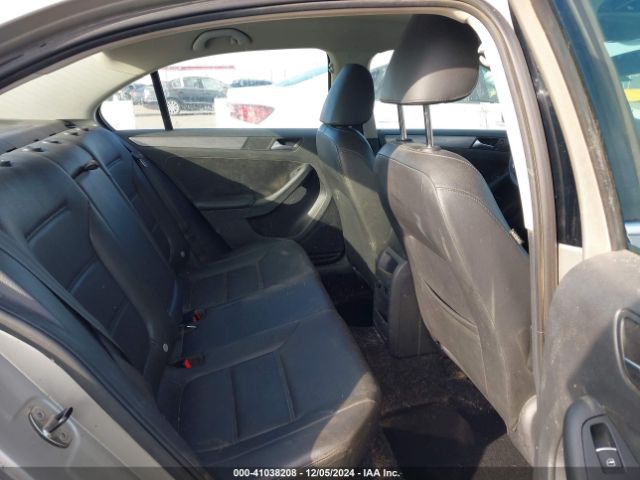 3VWLL7AJ4EM205682 Volkswagen Jetta 2.0l Tdi