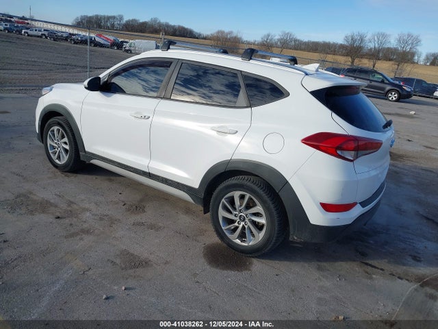 Hyundai Tucson Sel Plus 2018 KM8J33A48JU722207 Image 3