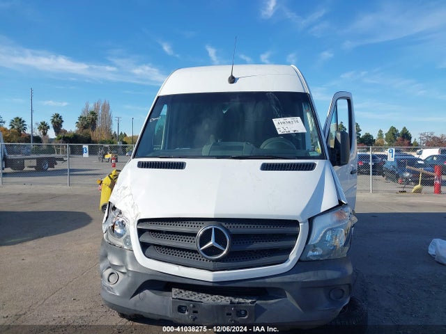 WD3PE7CD2HP563328 Mercedes-Benz Sprinter 2500 Standard Roof V6