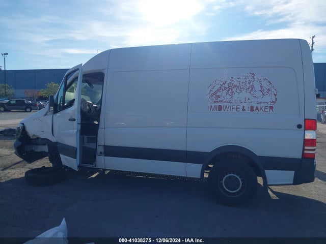 WD3PE7CD2HP563328 Mercedes-Benz Sprinter 2500 Standard Roof V6