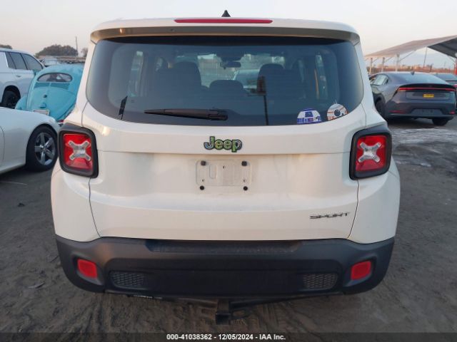 ZACCJAAT2FPB46069 Jeep Renegade Sport