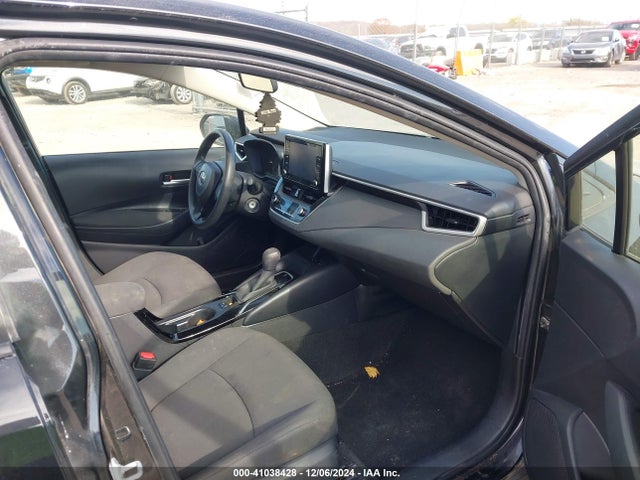 JTDEPMAE5MJ151628 Toyota COROLLA LE