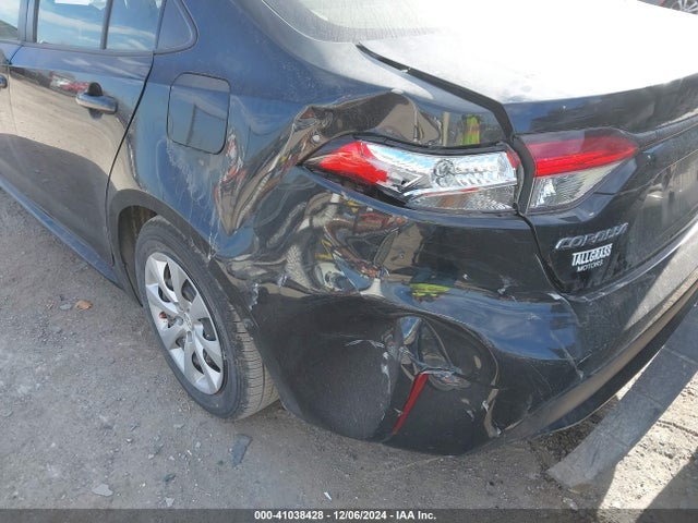 JTDEPMAE5MJ151628 Toyota COROLLA LE