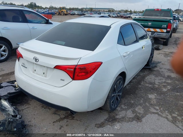Toyota COROLLA SE 2019 5YFBURHE2KP857673 Image 4