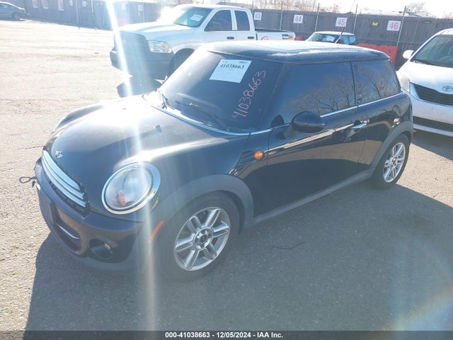 2013 MINI HARDTOP WMWSU3C59DT683663 Photo 1