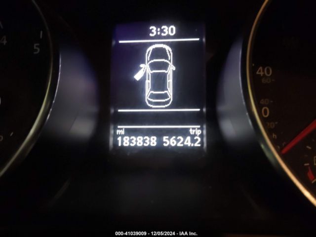 1VWAT7A35GC034762 Volkswagen Passat 1.8t R-line