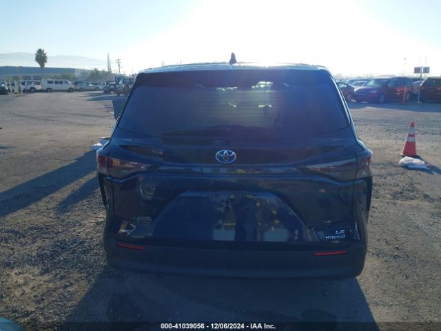5TDKSKFC9RS120860 Toyota SIENNA LE