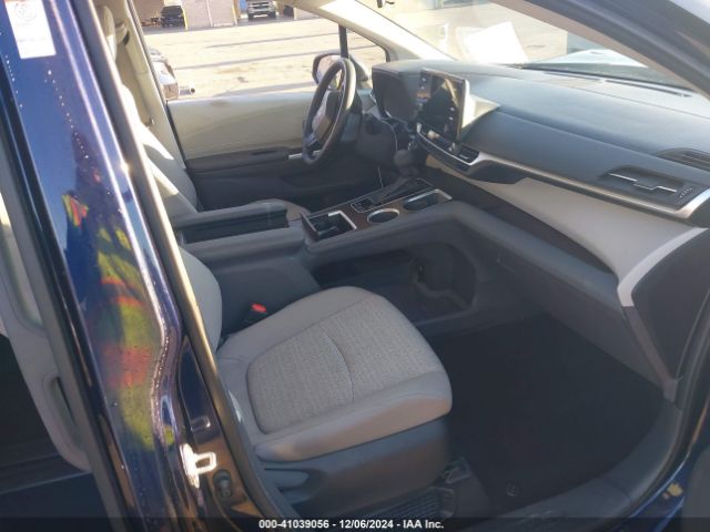 5TDKSKFC9RS120860 Toyota SIENNA LE