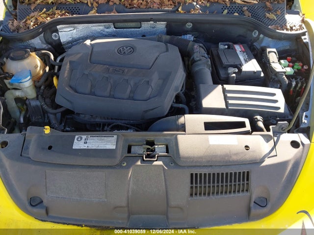 3VWFD7AT8JM728760 Volkswagen Beetle 2.0t Coast/2.0t S