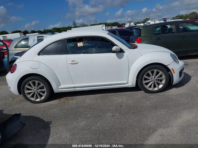 3VWFD7AT8JM728760 Volkswagen Beetle 2.0t Coast/2.0t S