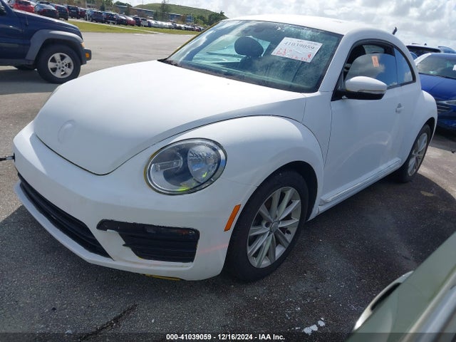 3VWFD7AT8JM728760 Volkswagen Beetle 2.0t Coast/2.0t S
