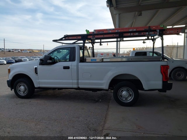 Ford F-250 Xl 2018 1FTBF2A61JEC47943 Image 14