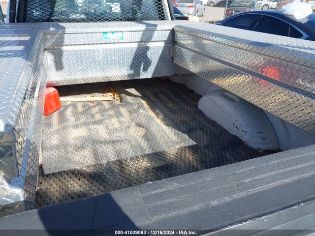 Ford F-250 Xl 2018 1FTBF2A61JEC47943 Image 8