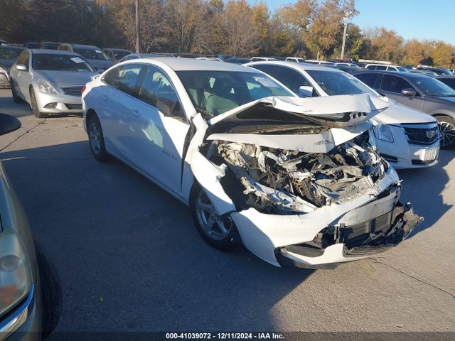 2018 1G1ZC5ST8JF166583 main image
