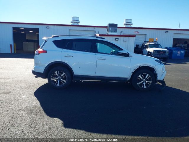 2T3WFREV1JW457317 Toyota Rav4 Adventure/xle