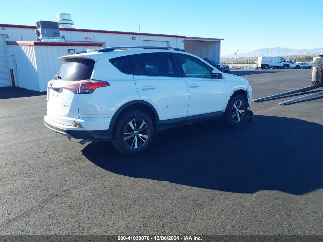 2T3WFREV1JW457317 Toyota Rav4 Adventure/xle