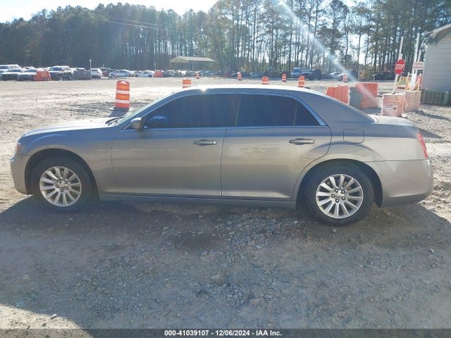 2C3CCAAG9EH181127 Chrysler 300