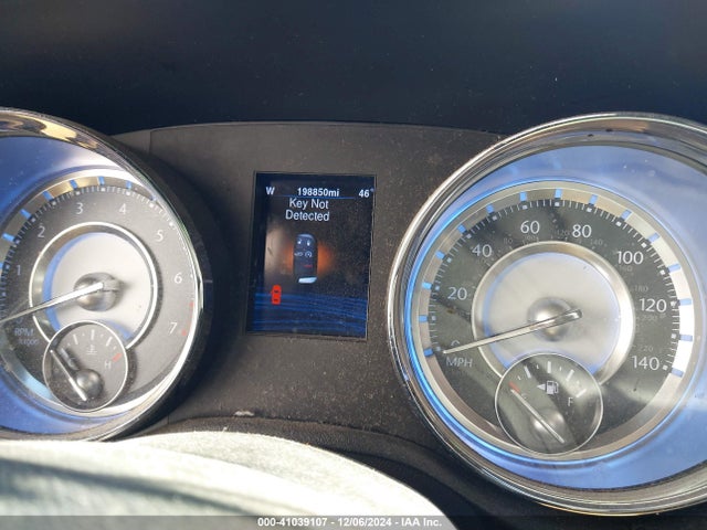 2C3CCAAG9EH181127 Chrysler 300