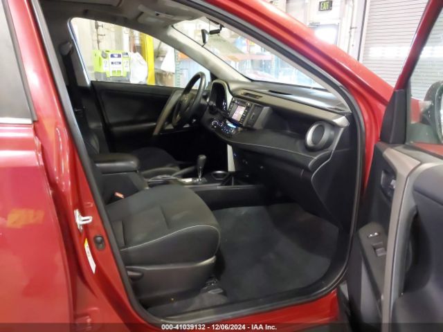2T3WFREV1GW270863 Toyota Rav4 Xle