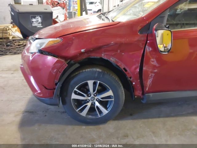 2T3WFREV1GW270863 Toyota Rav4 Xle
