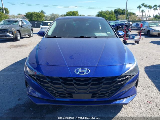 5NPLS4AG8MH041608 Hyundai ELANTRA SEL